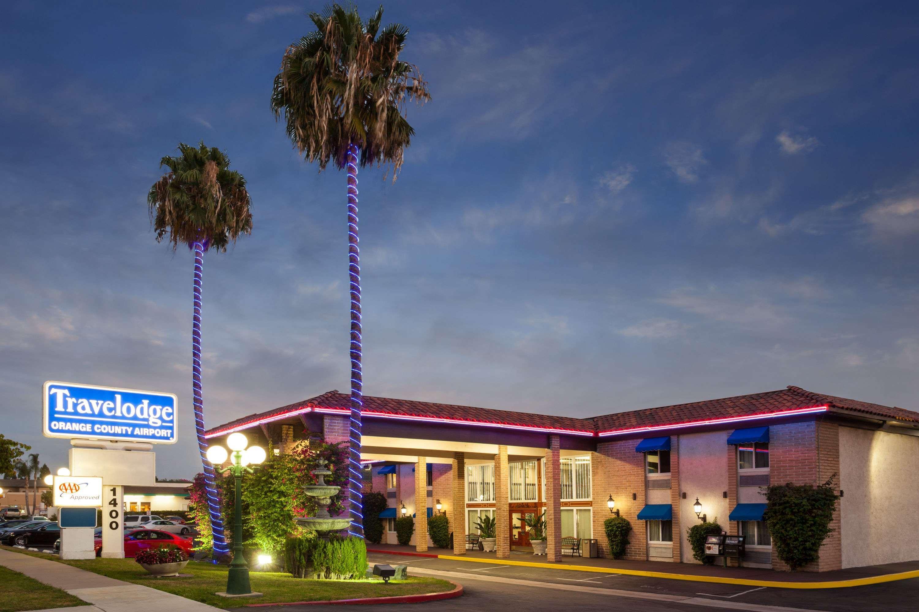 Travelodge By Wyndham Orange County Airport/ Costa Mesa Bagian luar foto