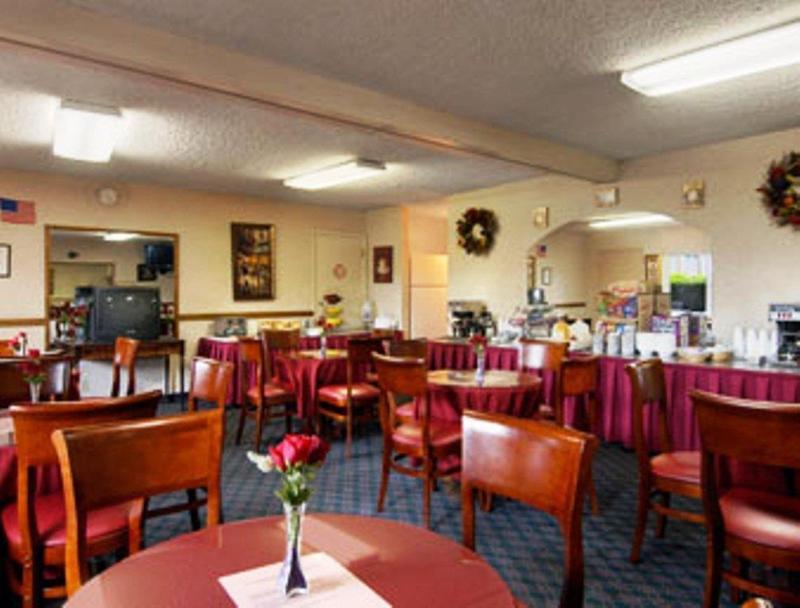 Travelodge By Wyndham Orange County Airport/ Costa Mesa Bagian luar foto