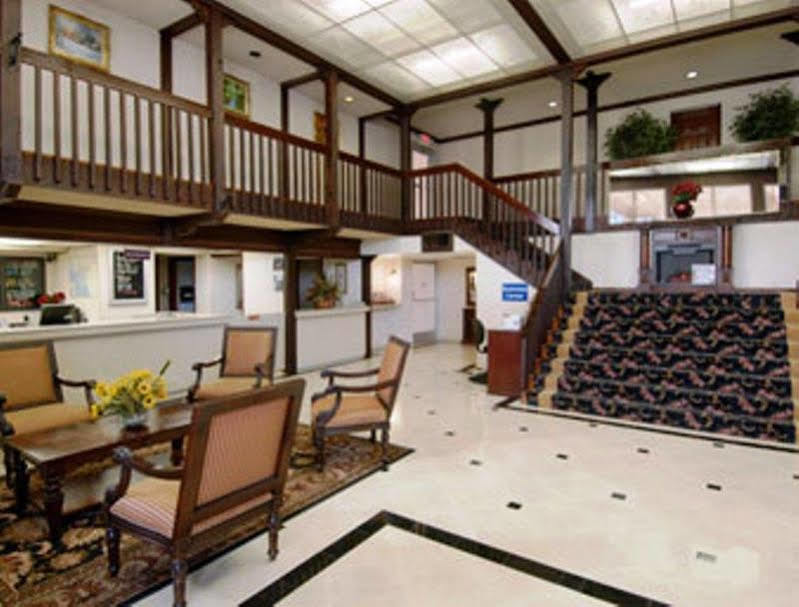 Travelodge By Wyndham Orange County Airport/ Costa Mesa Bagian luar foto